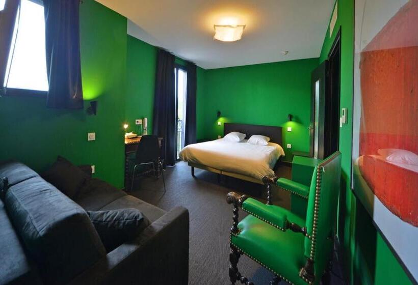 חדר סטנדרט לשלושה, Logis   Hotel Restaurant La Mire