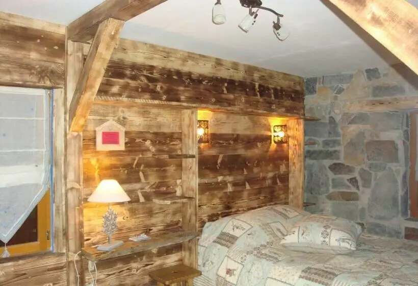 Standard Kolmen Hengen Huone, Chambres D Hôtes Chalet De La Source