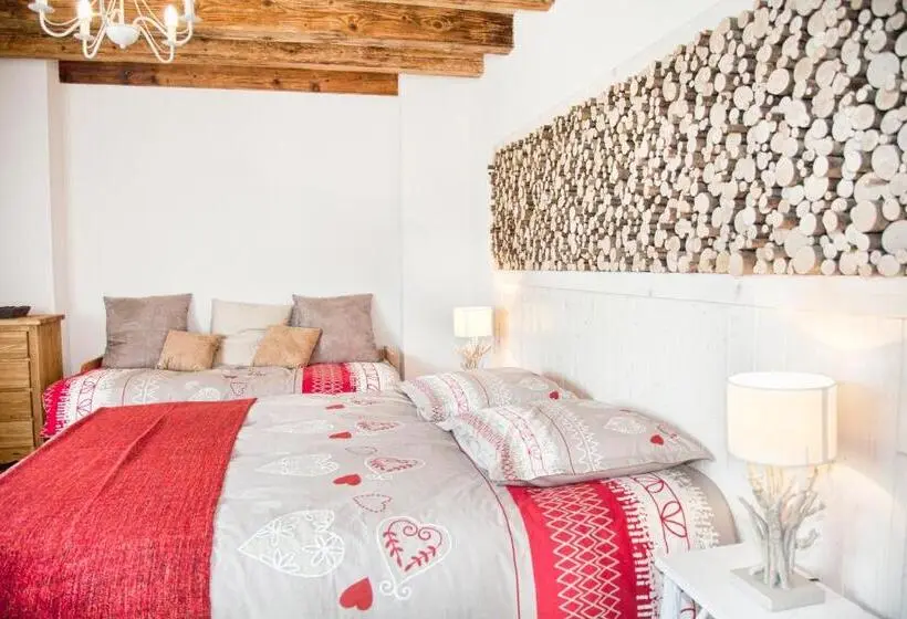 Standard Kolmen Hengen Huone, Chambres D Hôtes La Grangelitte