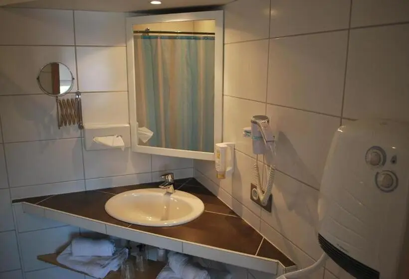 Standard Yhden Hengen Huone, Chambres D'hôtes Les Vignes