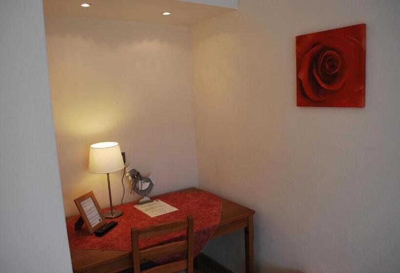 スタンダードシングルルーム, Chambres D'hôtes Les Vignes