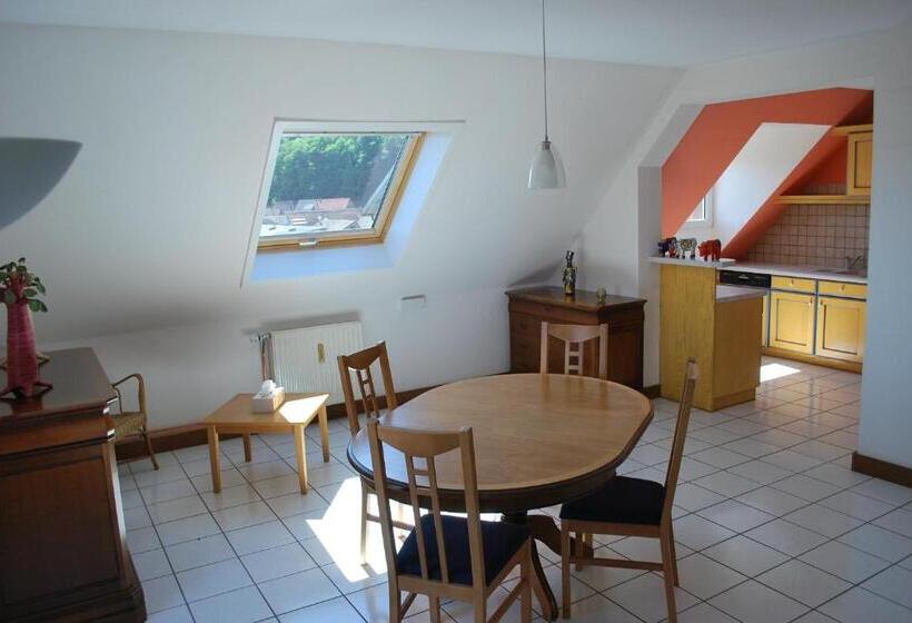 آپارتمان 1 خوابه با تراس, Chambres D'hôtes Les Vignes