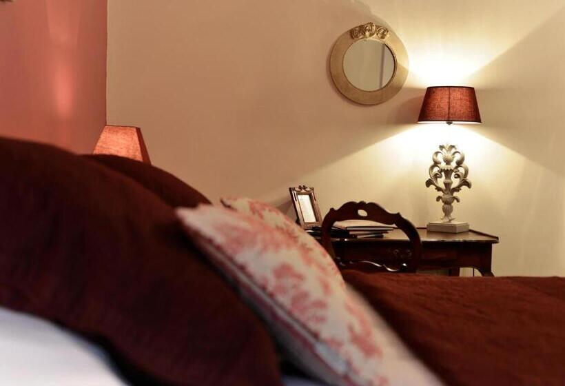 Люкс Повышенной Комфортности, Château De L Isle  Chambres D Hôtes