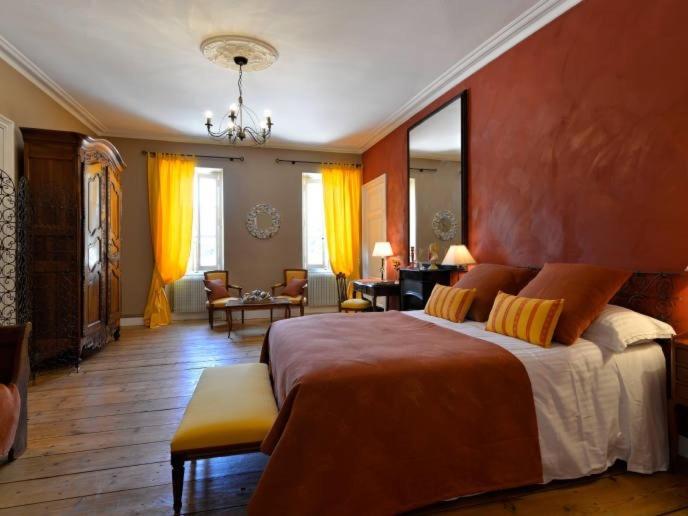 Люкс Повышенной Комфортности, Château De L Isle  Chambres D Hôtes