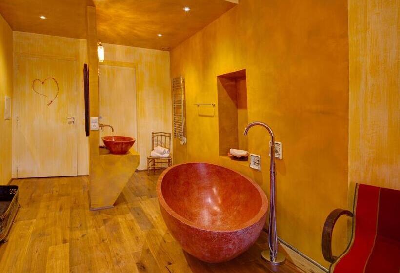 Номер Superior Вид на Бассейн, Le Clos Bb