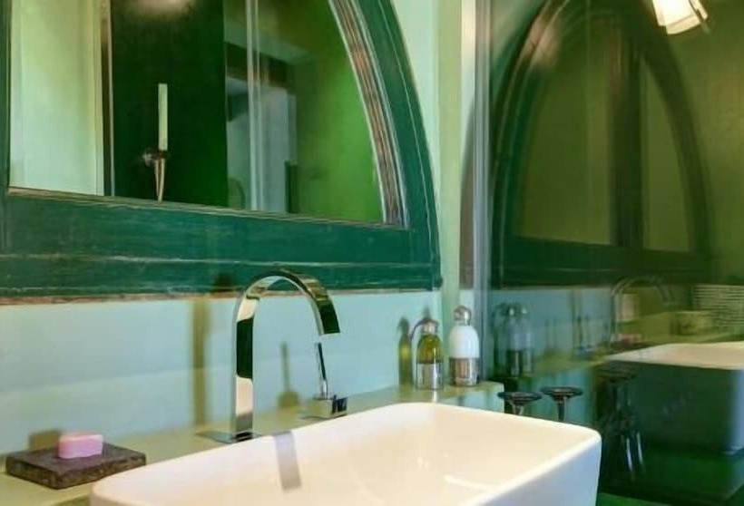 Номер Стандарт, Le Clos Bb