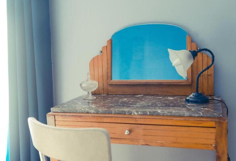 ベーシックルーム, La Gare De Millas Chambres D'hôtes