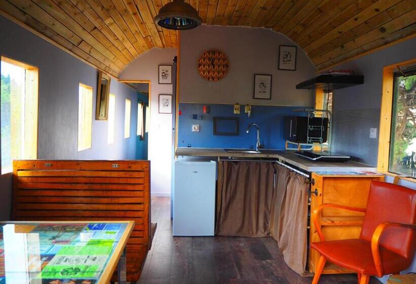 ファミリーステューディオ, La Gare De Millas Chambres D'hôtes