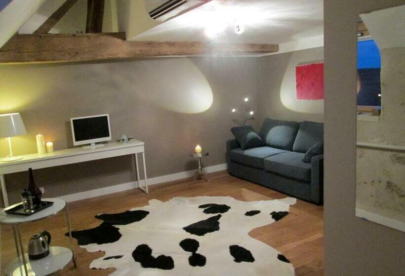 סוויטה, La Grange