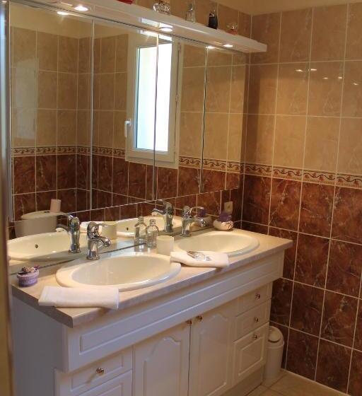 デラックスルーム, La Maison De Jenny