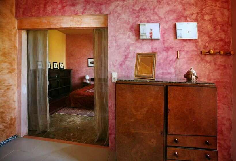 スタンダードルーム, La Maison Du Pont Vieux