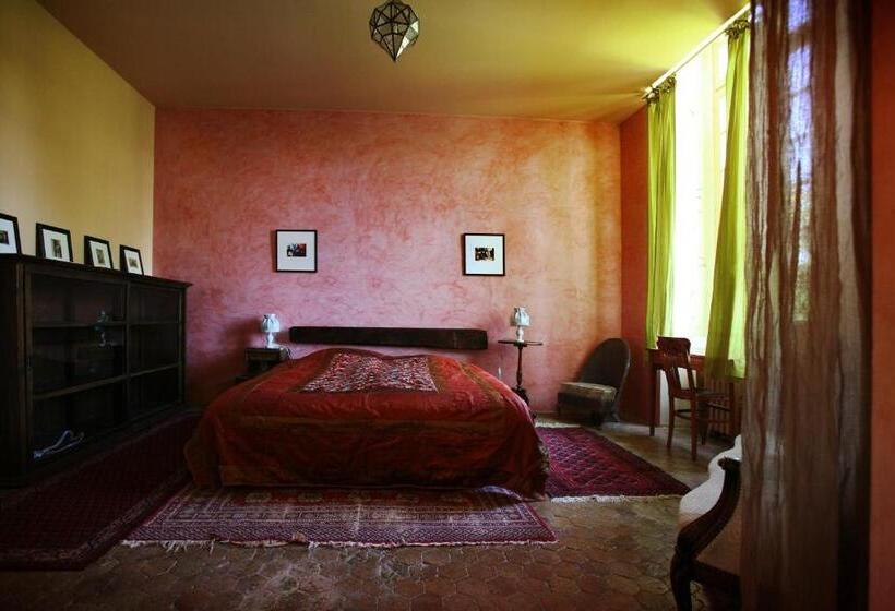 スタンダードルーム, La Maison Du Pont Vieux