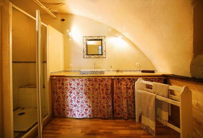 Апартаменты 3 Спальни, La Maison Du Pont Vieux