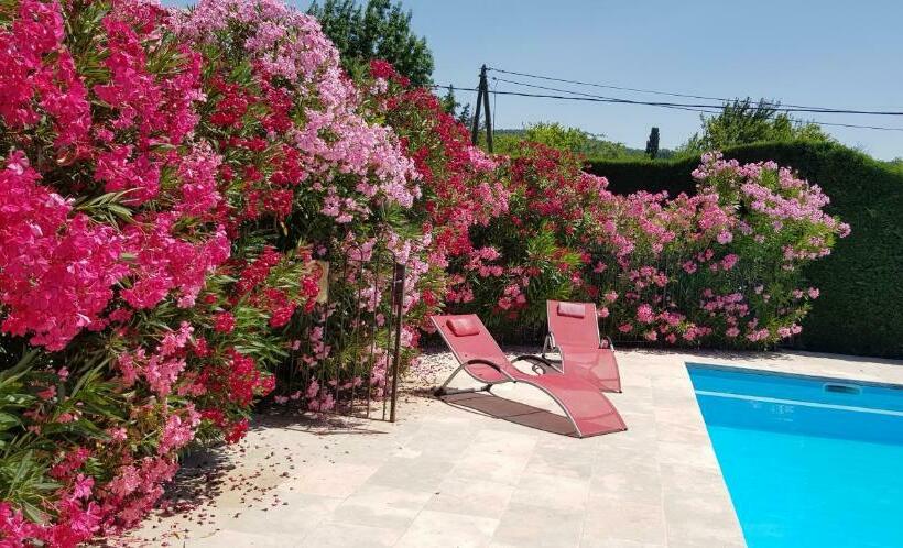 غرفة قياسية, La Pastorale