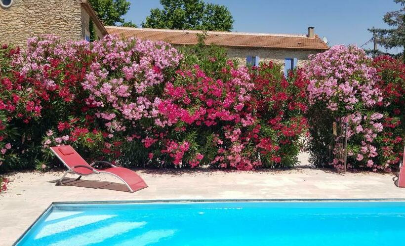 غرفة قياسية, La Pastorale