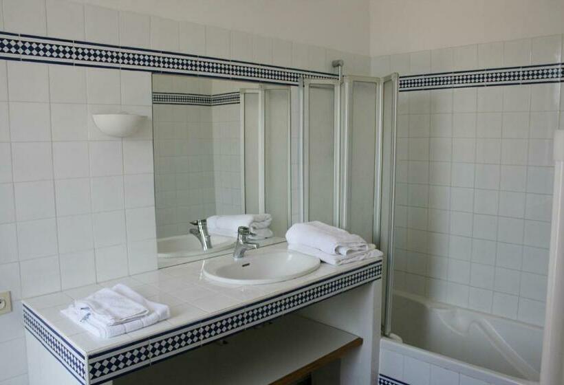 غرفة قياسية, La Pastorale