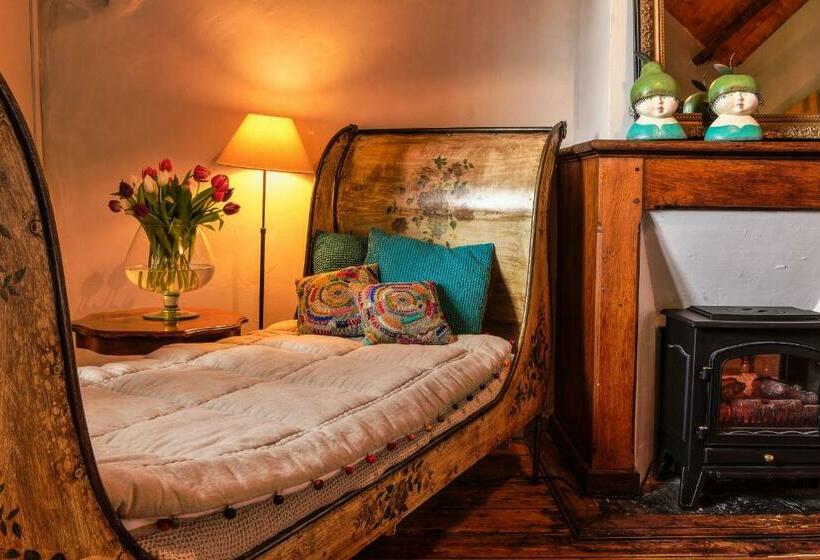 חדר סופריור נוף לבריכה, Le Petit Manoir De Kériolet