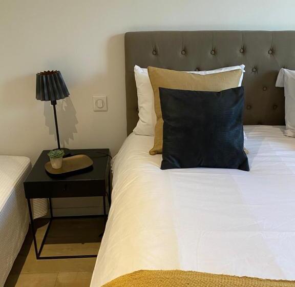 غرفة سوبيريور, Le Temps Des Hôtes