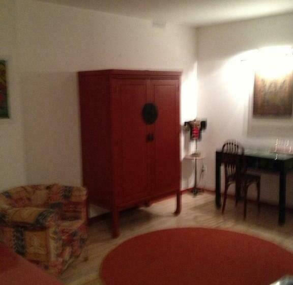 سوییت خانوادگی, Les Jardins Du Rebaut