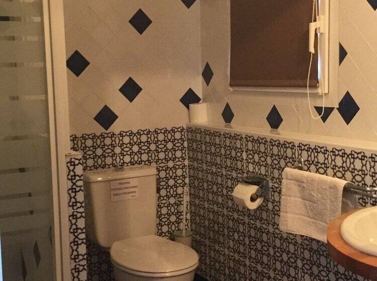 اتاق راحتی, Les Jardins Du Rebaut