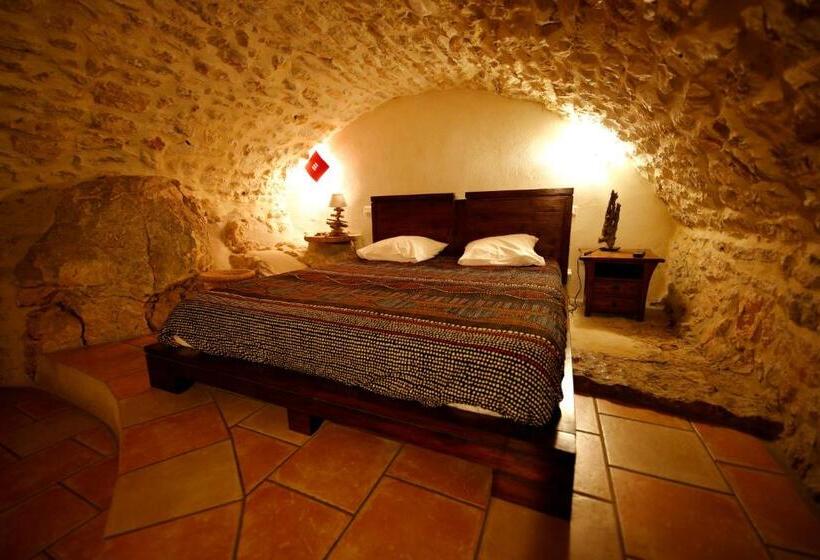 إستوديو قياسى مزودة بتراس, Mas De Coulet