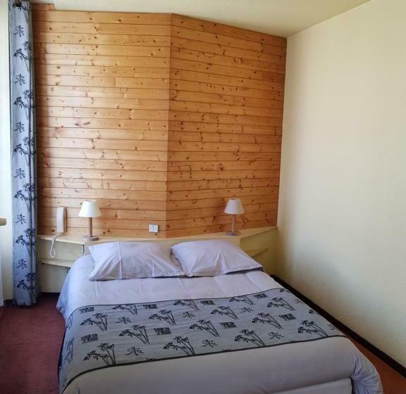 スタンダードルーム, Dyke