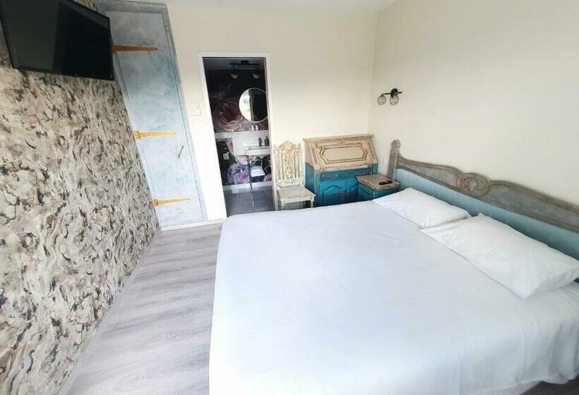 חדר סופריור, Eqynox