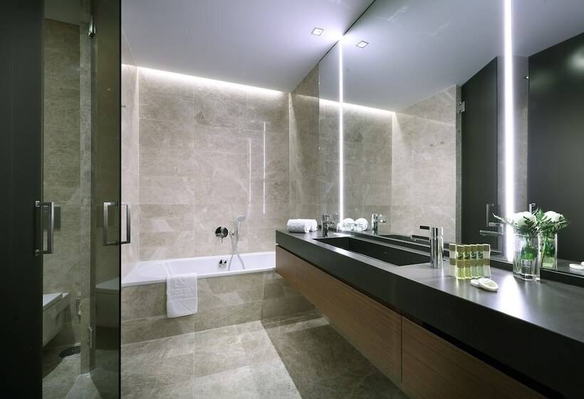 اتاق لوکس, Eurostars Torre Sevilla