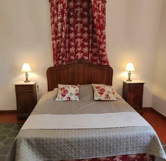 スイート, Logis Hôtel Restaurant Gîte La Bastide Du Vébron