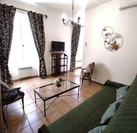 스위트, Logis Hôtel Restaurant Gîte La Bastide Du Vébron