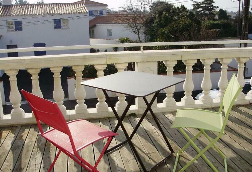 舒适三人间, Logis Hôtel La Chaize