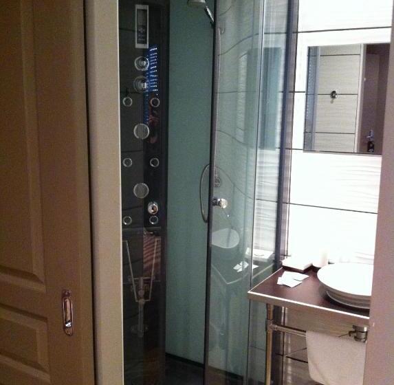 غرفة قياسية, L'avenue