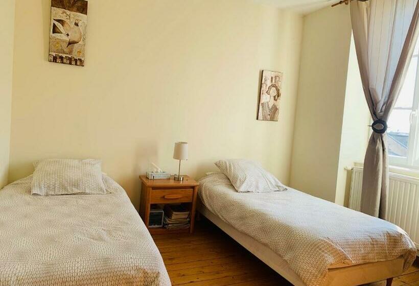 غرفة كلاسيكية, Le Chardon