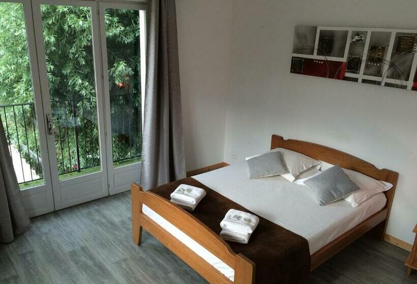 غرفة عائلية, Le Robinson