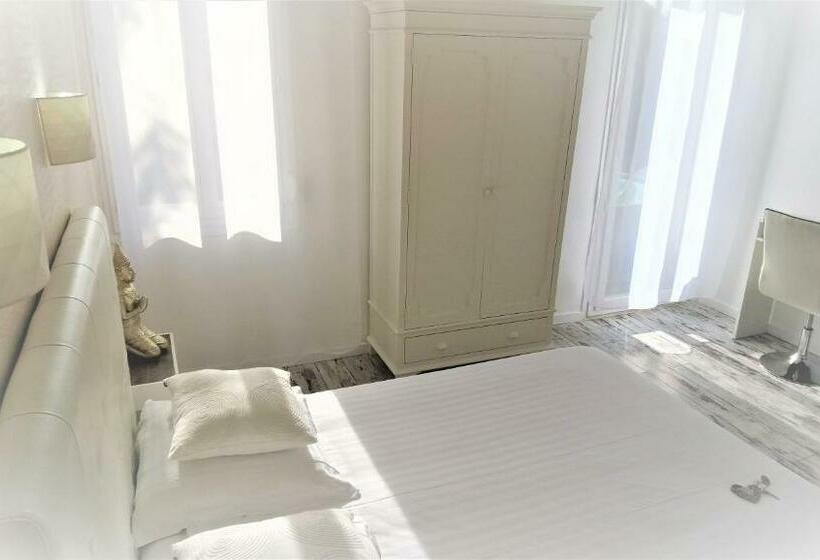 스탠다드 발코니 룸, Les Jardins De Bormes, Sauna & Jacuzzi