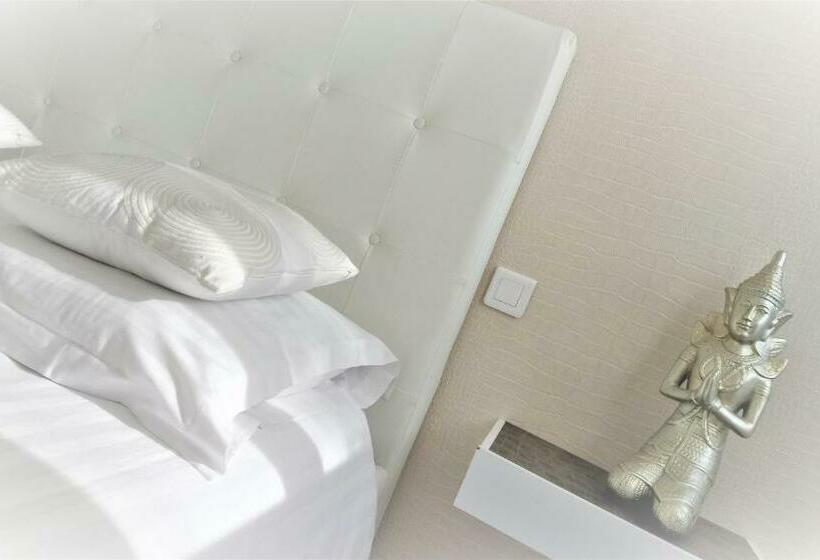 스탠다드 발코니 룸, Les Jardins De Bormes, Sauna & Jacuzzi