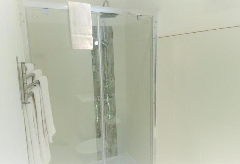 バルコニー付きスタンダードルーム, Les Jardins De Bormes, Sauna & Jacuzzi