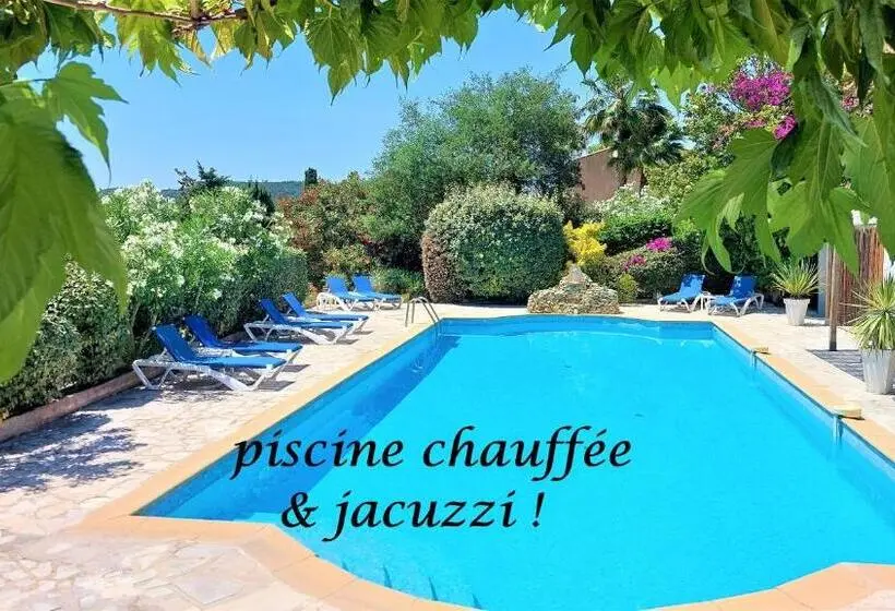 バルコニー付きスタンダードルーム, Les Jardins De Bormes, Sauna & Jacuzzi