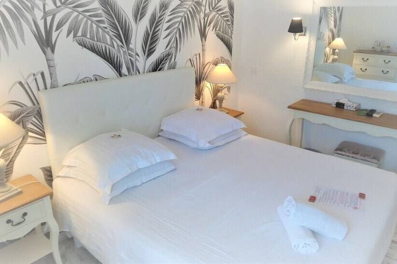 スタンダードルーム, Les Jardins De Bormes, Sauna & Jacuzzi