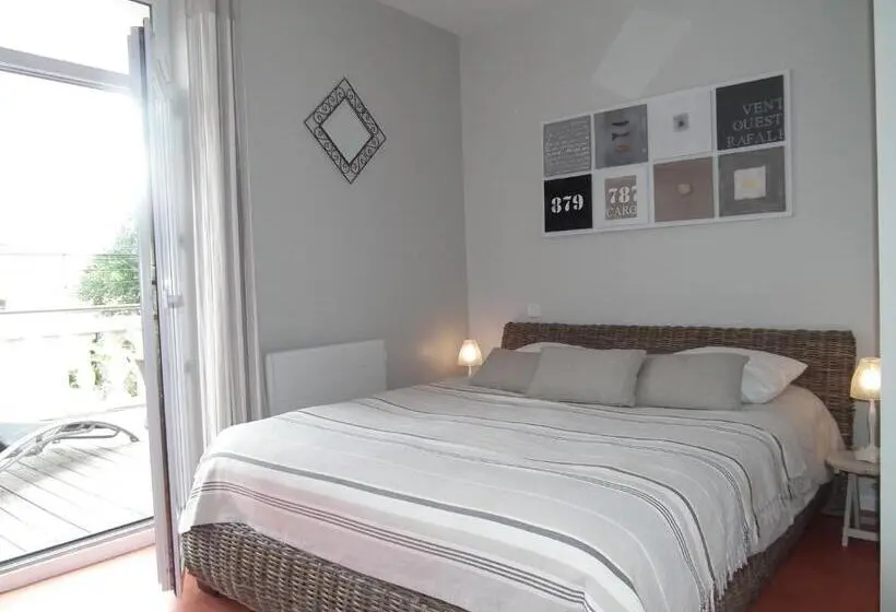 Comfort room with terrace, Logis Hôtel La Chaize