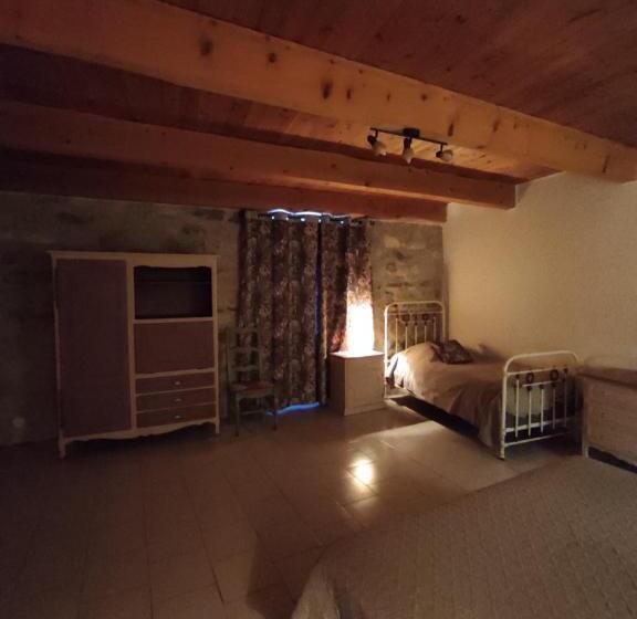 침실 1개 아파트, Logis Hôtel Restaurant Gîte La Bastide Du Vébron