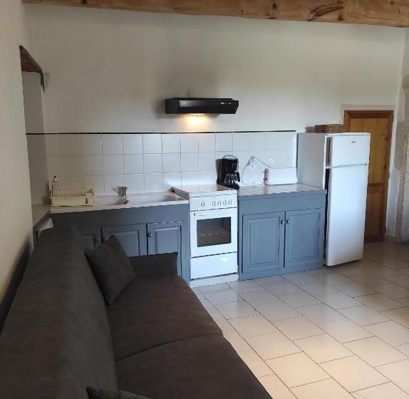 Апартаменты 1 Спальня, Logis Hôtel Restaurant Gîte La Bastide Du Vébron