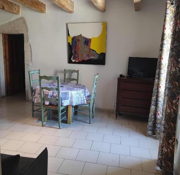 침실 1개 아파트, Logis Hôtel Restaurant Gîte La Bastide Du Vébron