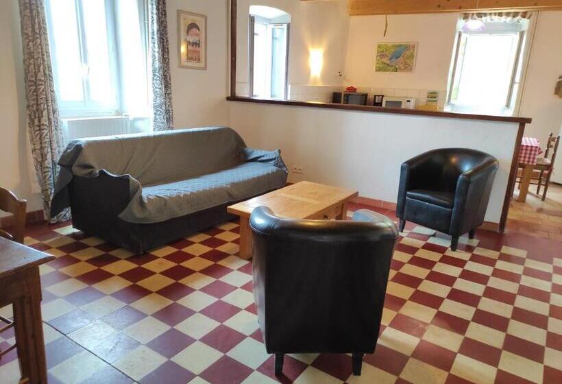 带2个卧室的公寓, Logis Hôtel Restaurant Gîte La Bastide Du Vébron