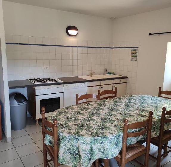 침실 1개 아파트, Logis Hôtel Restaurant Gîte La Bastide Du Vébron