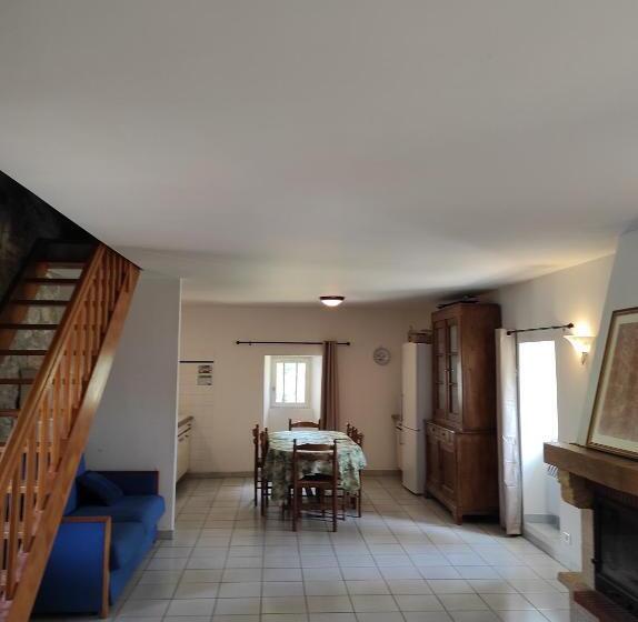 Апартаменты 1 Спальня, Logis Hôtel Restaurant Gîte La Bastide Du Vébron