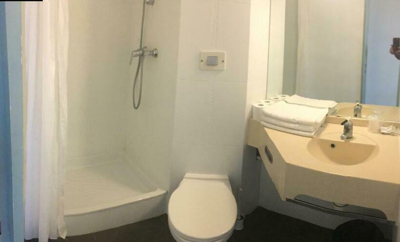 Номер Стандарт Трехместный, Hôtel Motelia