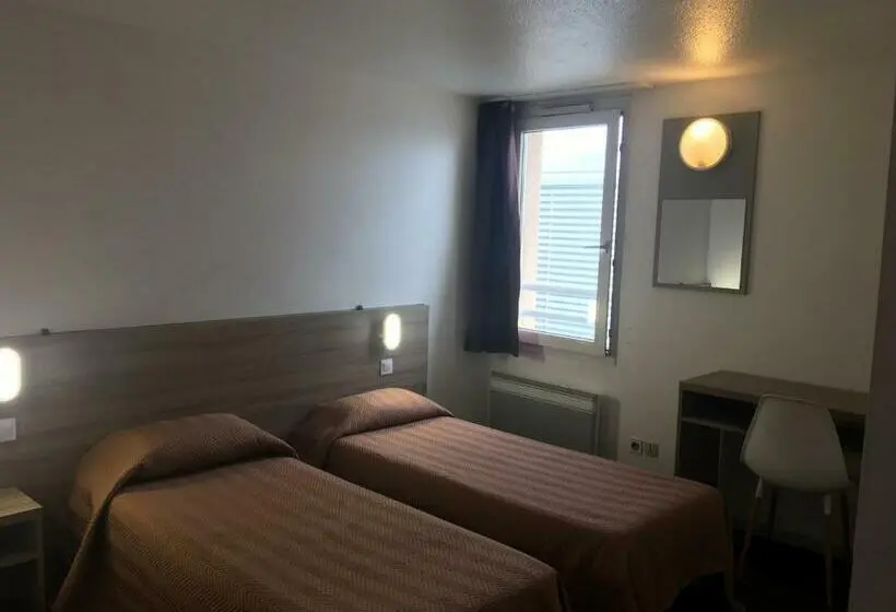 Standard Neljän Hengen Huone, Hôtel Motelia