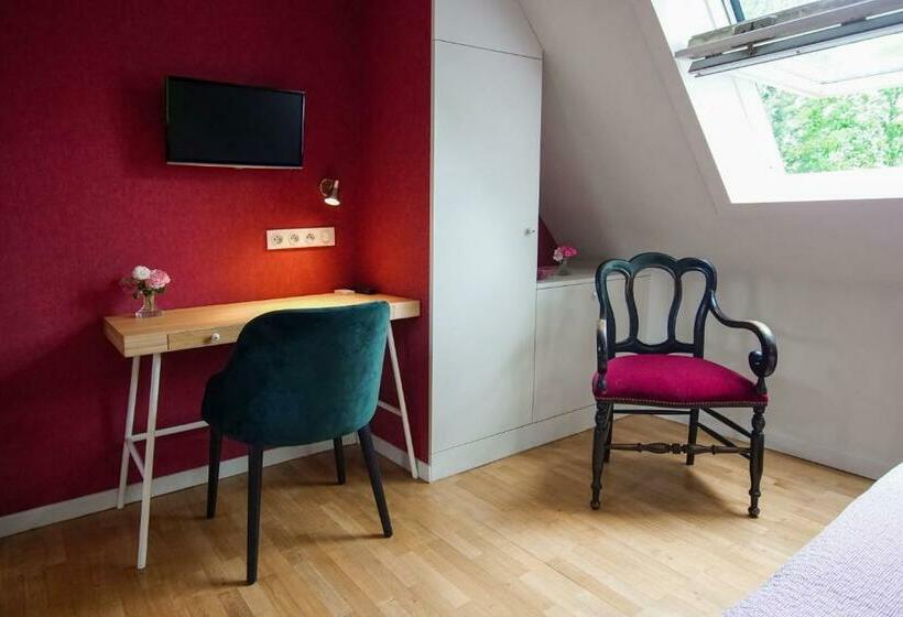 스탠다드 룸, A La Maison Du Héron