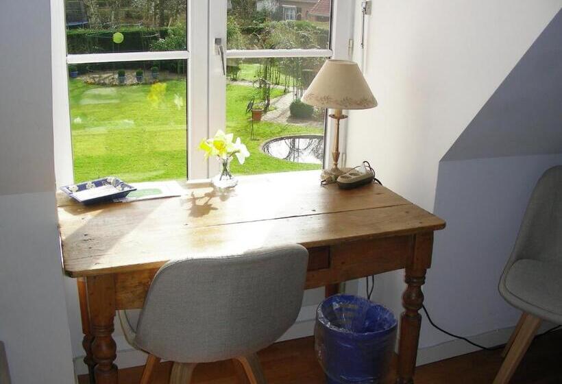 컴포트 룸, A La Maison Du Héron